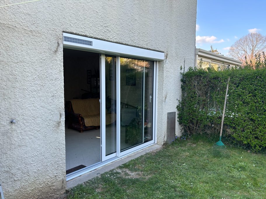 Baie vitrée PVC avant / après