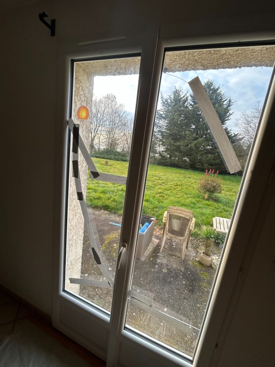 Remplacement des deux double-vitrages avant / après